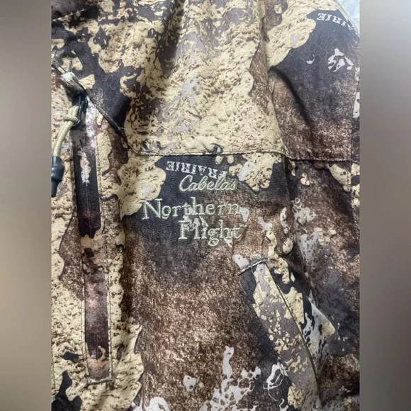 Cabela’s Northern Flight 2-in-1 Insulated Hunting Jacket System Camo Men’s